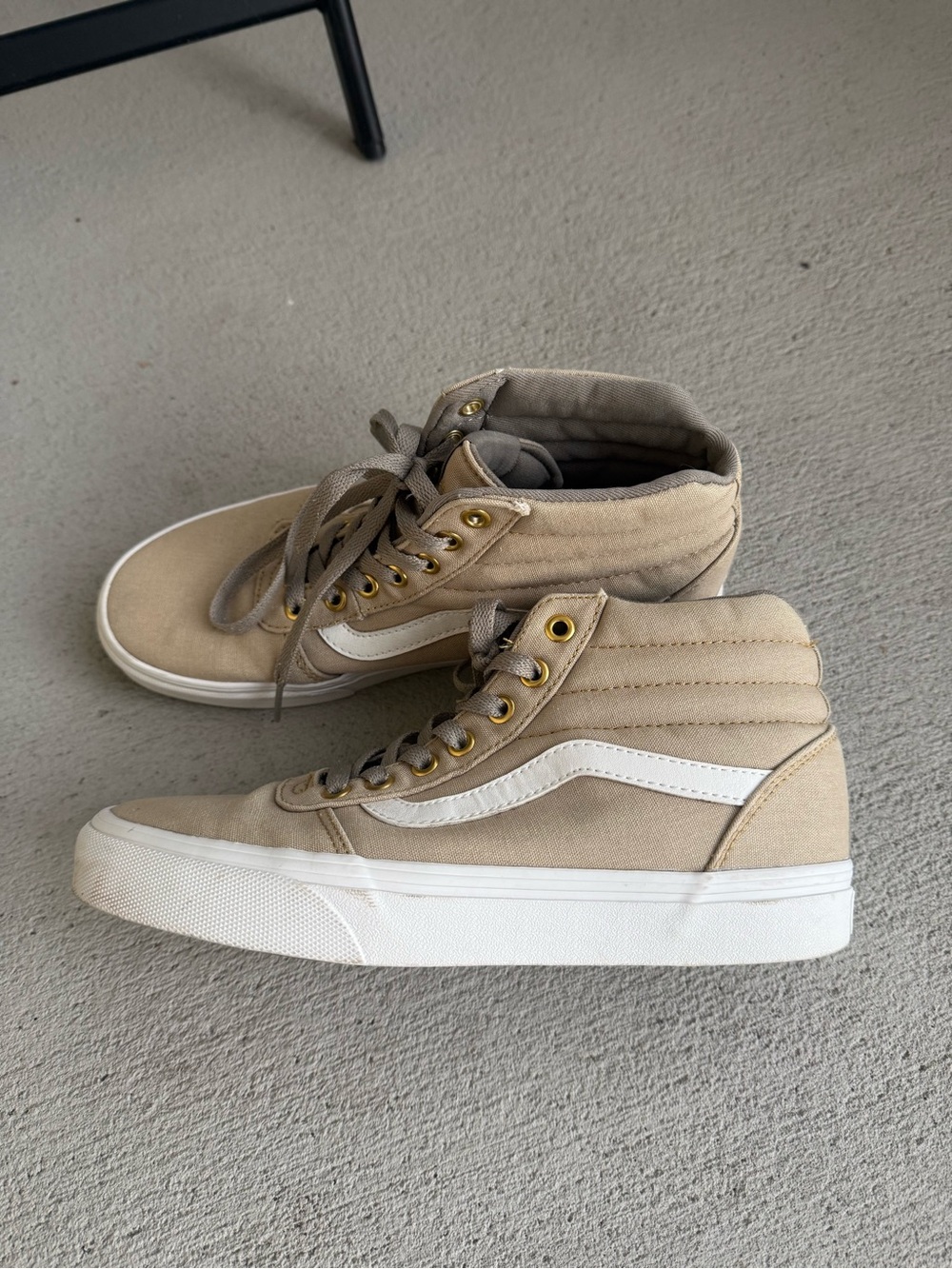 Vans High-Top Sneakers in light olive green/ tan and White. Minimal wear!